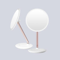 RM305 Rechargeable makeup mirror 2.jpeg